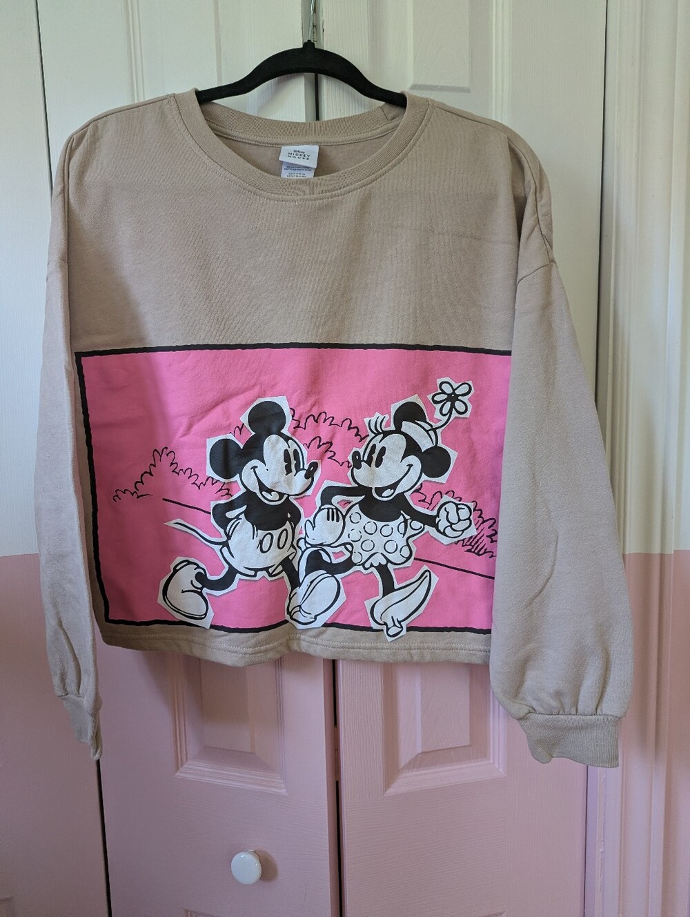 Mickey And Minnie Mouse Crew